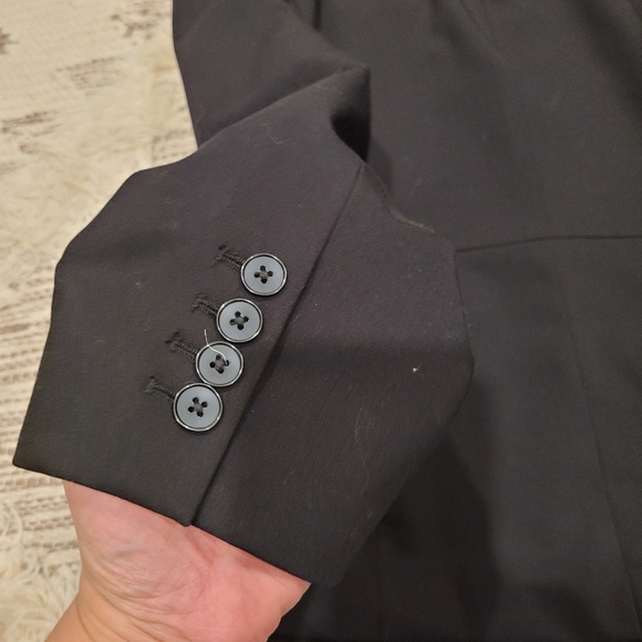 Liz Claiborne suit jacket - Picture 2 of 5